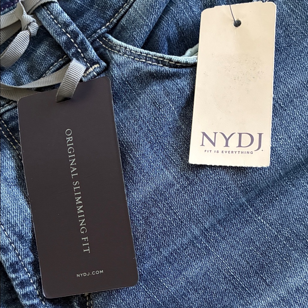New NYDJ Women’s Medium Wash Barbara Boot Cut Blue Jeans Sz 8 Lift Tuck Slimming - Picture 4 of 15